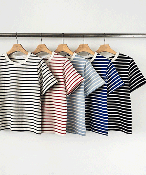 Stripe Tight Semi-Crop Short Sleeve T-Shirt